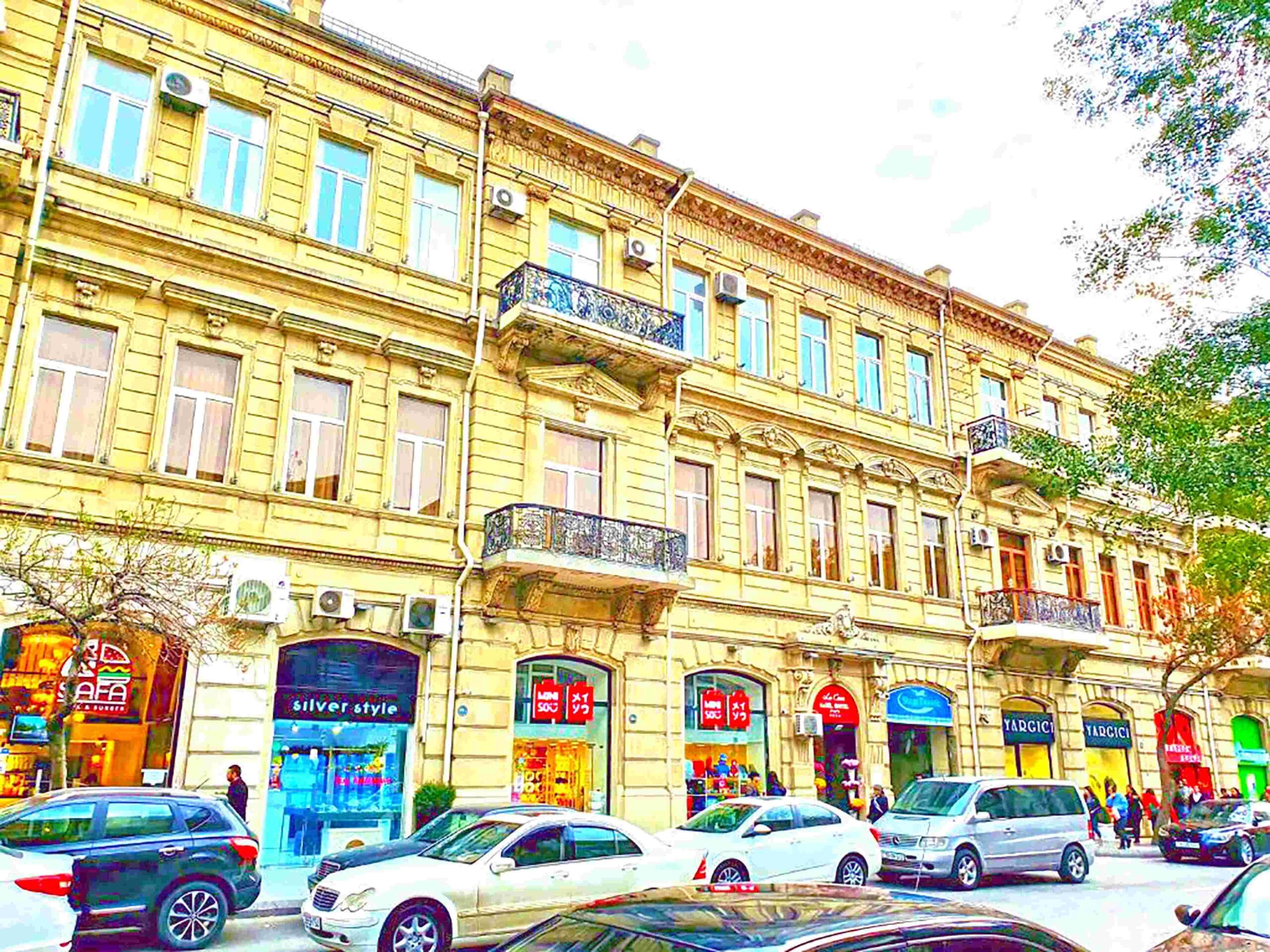La Casa Sahil Baku