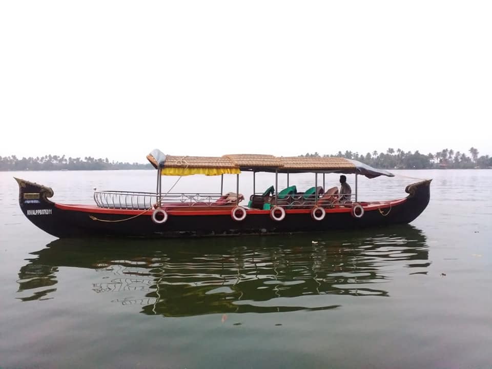 Shikara Boat