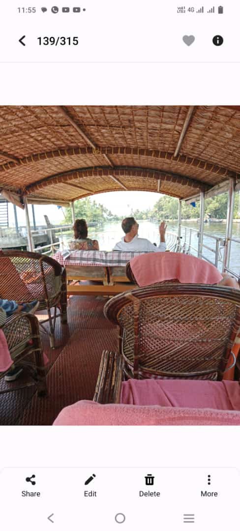 Shikara Boat