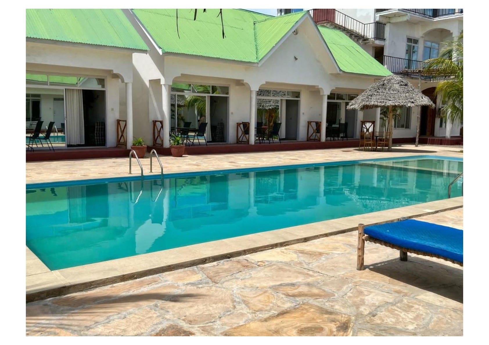 SUNRISE VILLAS