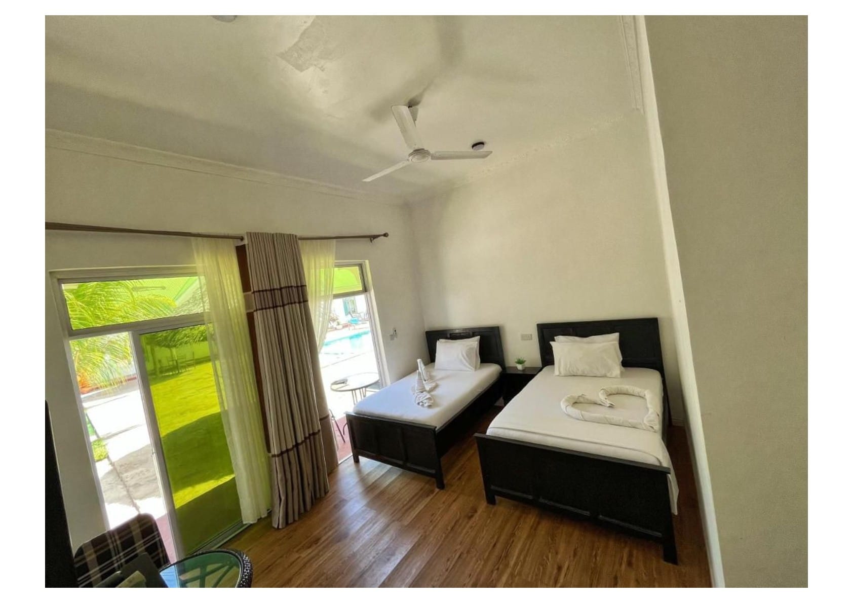 SUNRISE VILLAS