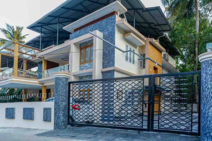 Holiday House – 6 BHK B