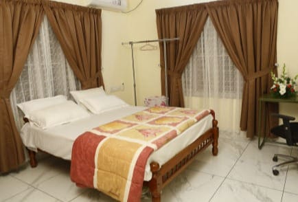 Holiday House – 4 BHK (FF)