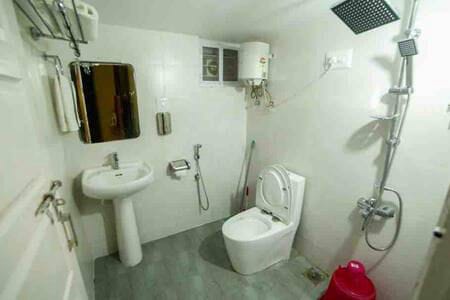 Holiday House -1 BR (GF)