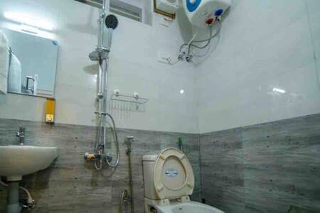 Holiday House -3 BHK (FF)