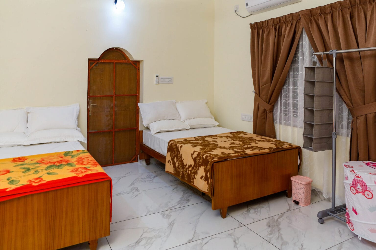 Holiday House -1 BHK (FF)