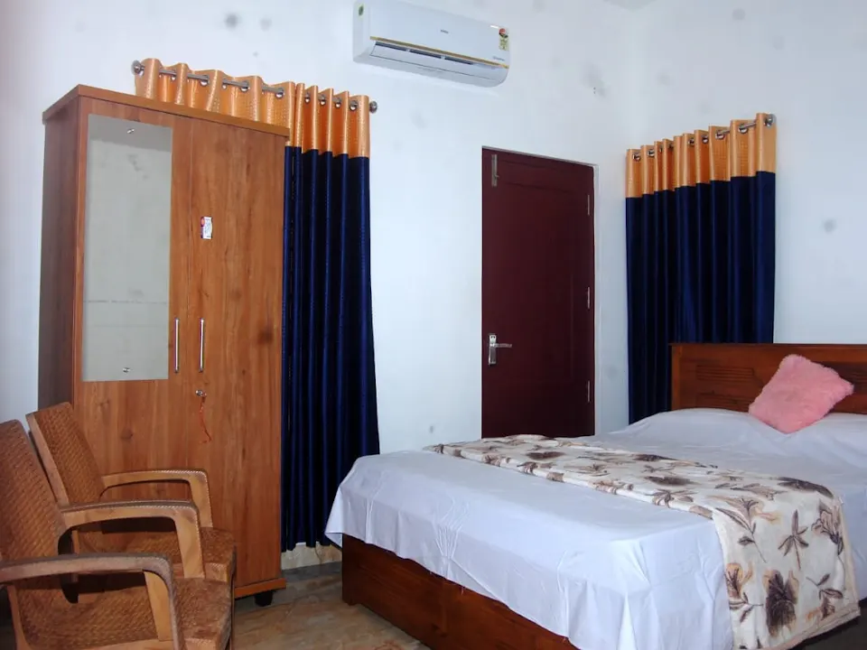 Miami Homestay Ecotourism – Day Stay