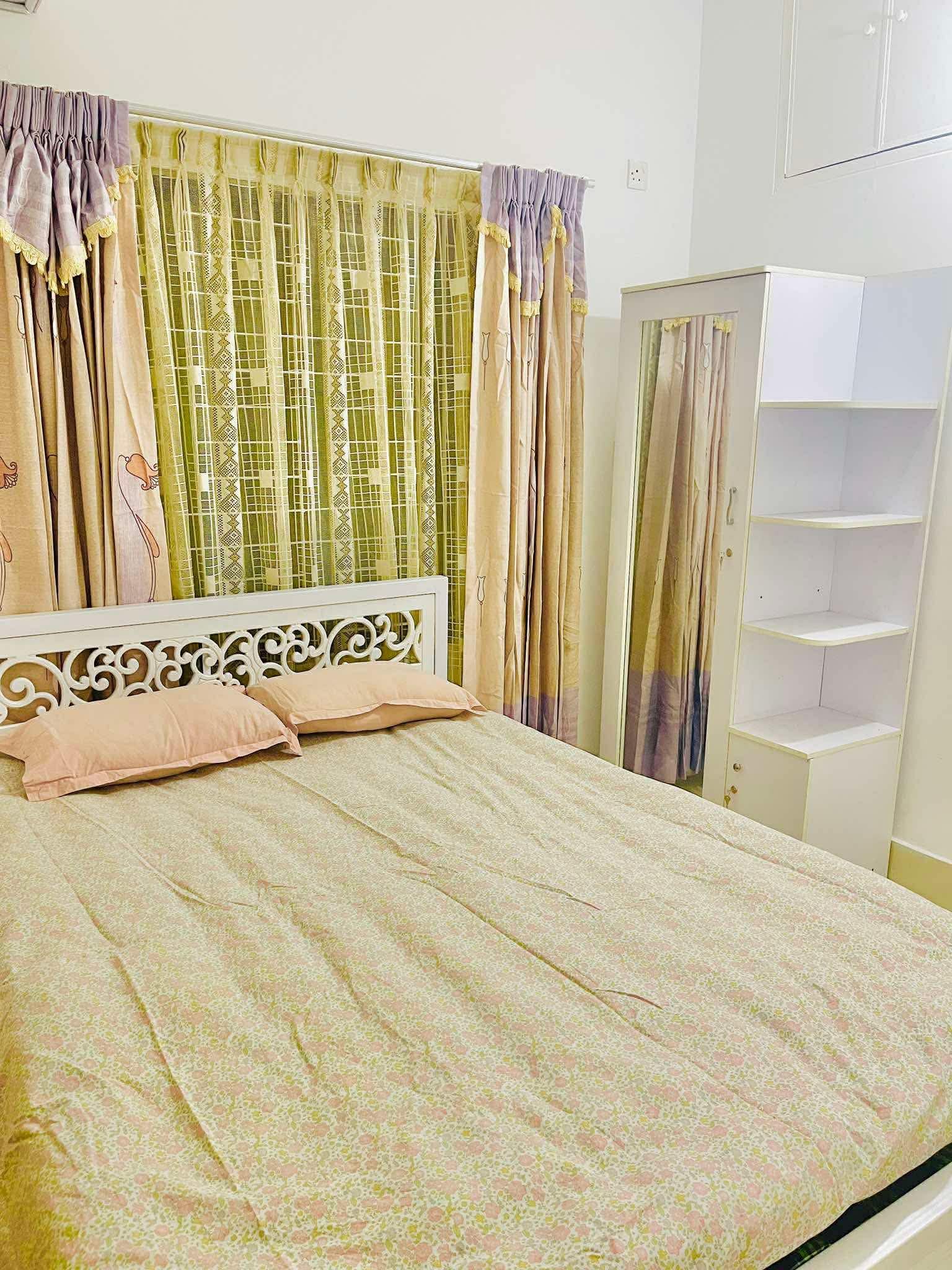2 Bedroom Furnished Apartment