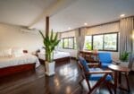 Pomelo Travel Outpost Hotel