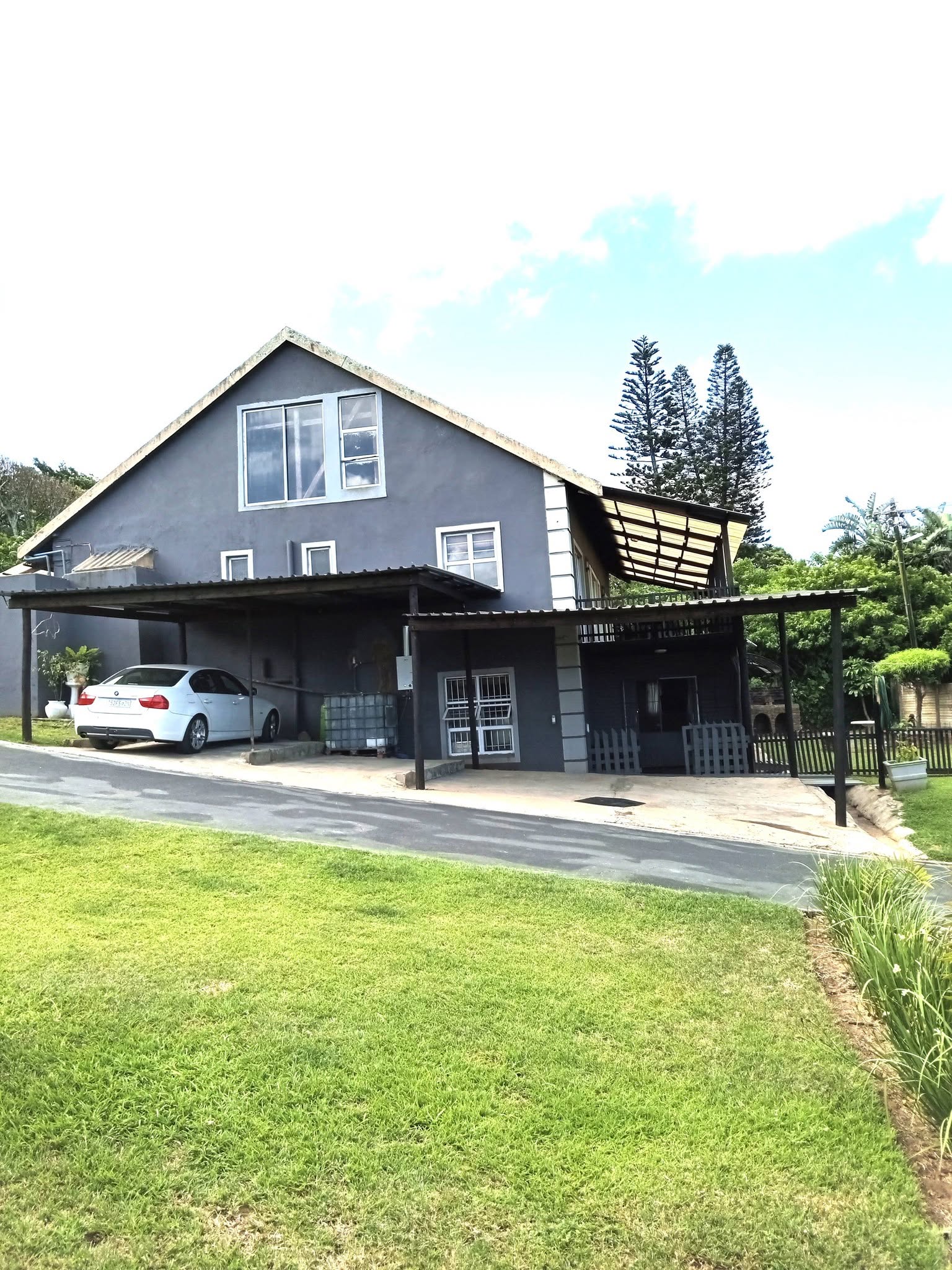 Unit 1 | A-Z Holiday Accommodation