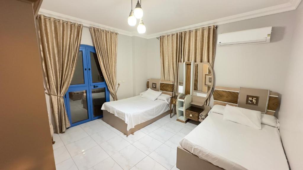 Luxuriously Furnished Apartments